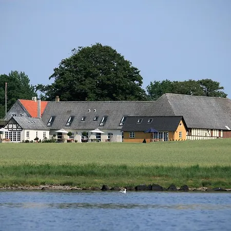 Pa Rodkaergard * Kerteminde